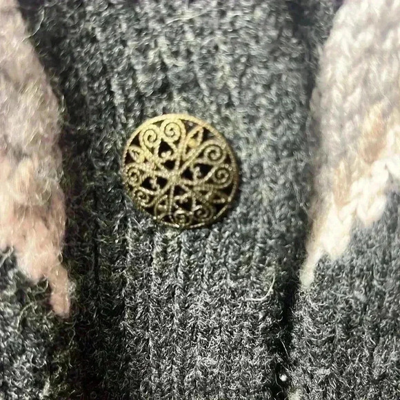 J. Jill Wool Blend Knit Embellished Fair Isle Cardigan Sweater Size XS - Picture 5 of 9